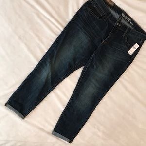 NWT GAP Girlfriend Jean